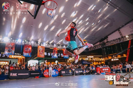 篮球教练如何为不同年龄段的球员制定战术训练方案?_0